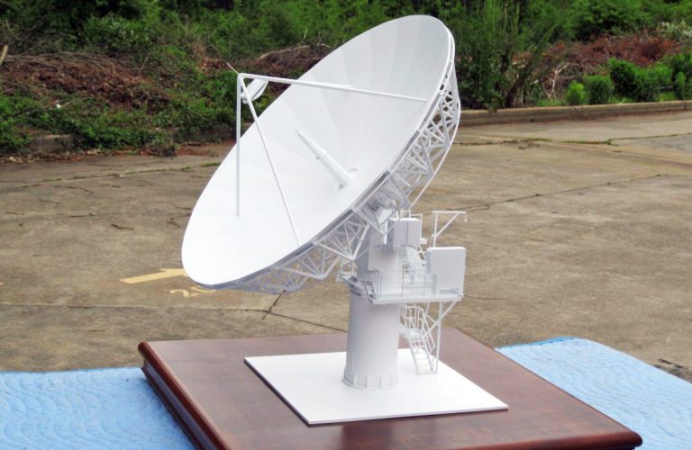 ViaSat 13.5m Antenna